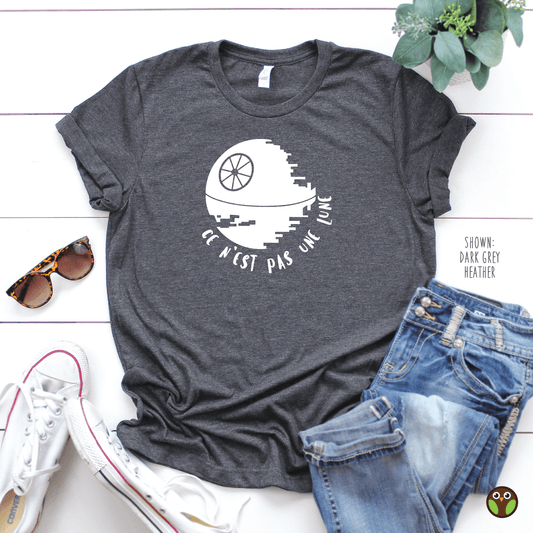 Ce N'est Pas Une Lune (That's Not Moon in French) - Unisex Disney/Star Wars Shirt