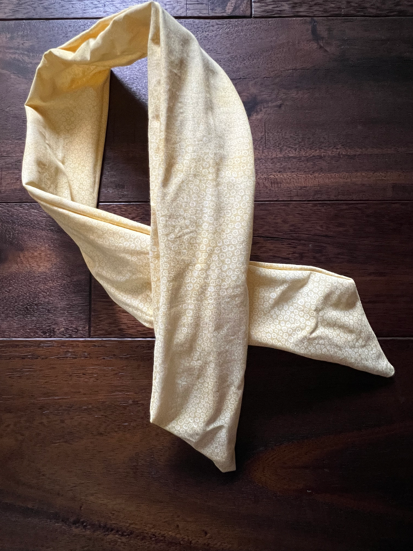 Light Yellow Eyelets - Wired Head Wrap